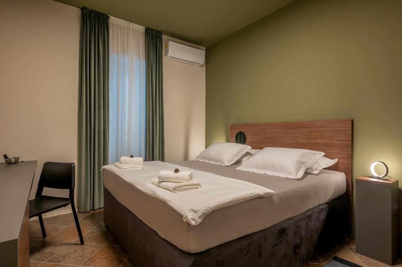 Green, Deluxe Two Bedroom Suite Split Exteriér fotografie