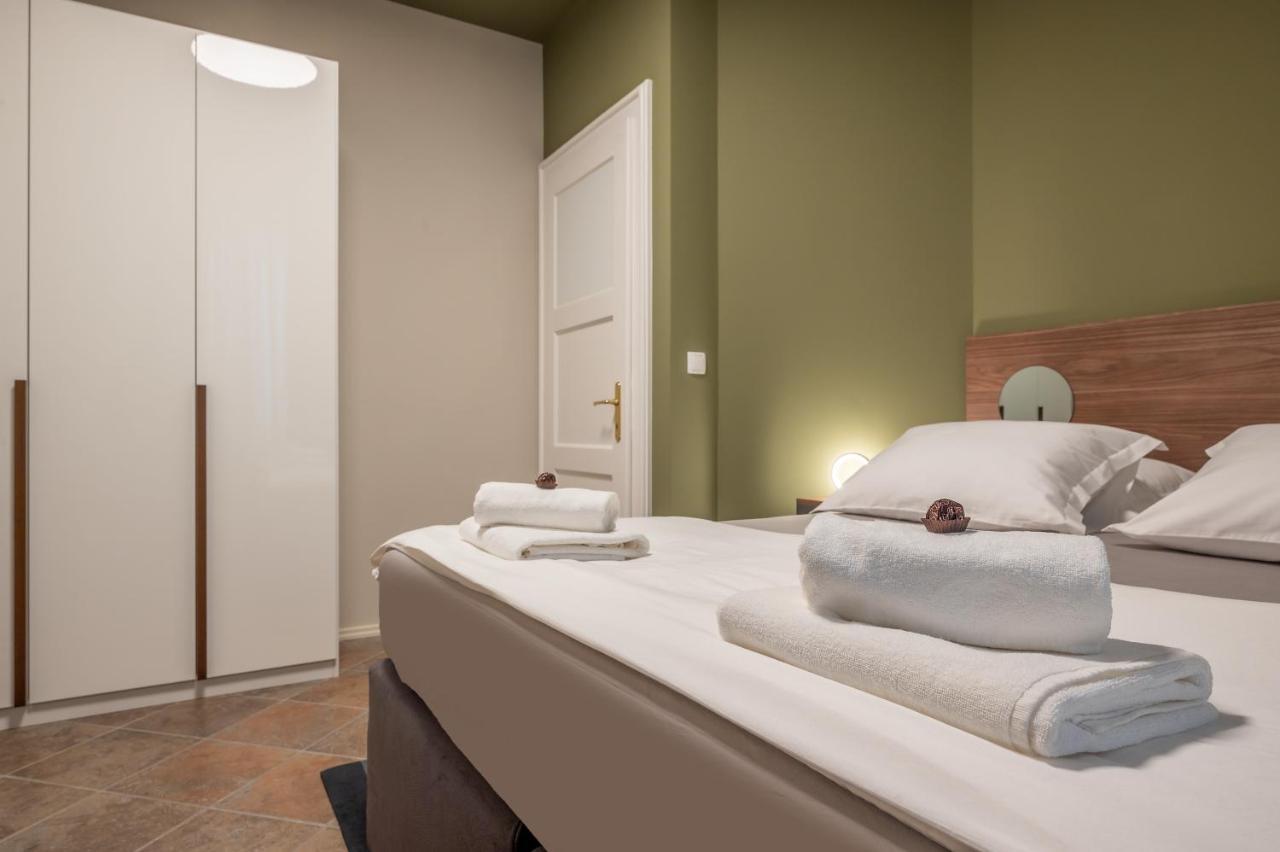 Green, Deluxe Two Bedroom Suite Split Exteriér fotografie